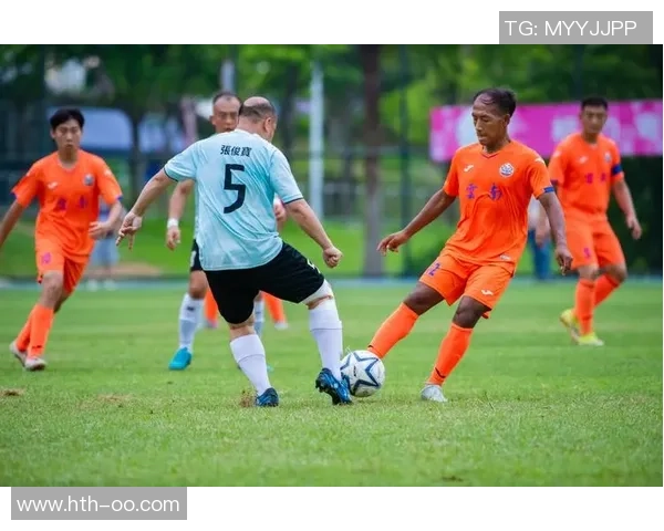 岗足球俱乐部：奋勇争先的足球精神与团队合作的完美结合